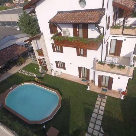 Le Cicogne Bed and Breakfast Rovereto  Exteriör bild
