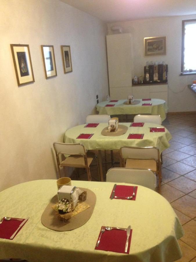 Le Cicogne Bed and Breakfast Rovereto  Exteriör bild