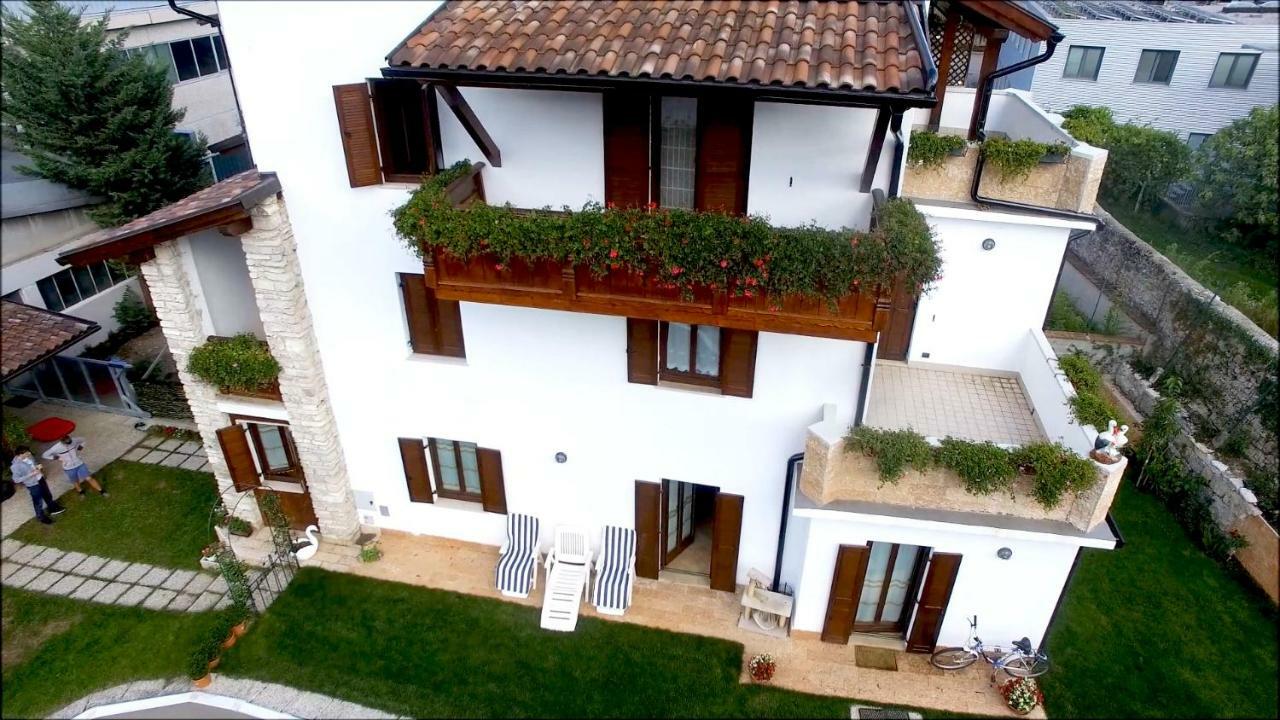 Le Cicogne Bed and Breakfast Rovereto  Exteriör bild