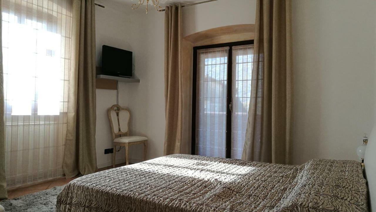 Le Cicogne Bed and Breakfast Rovereto  Exteriör bild