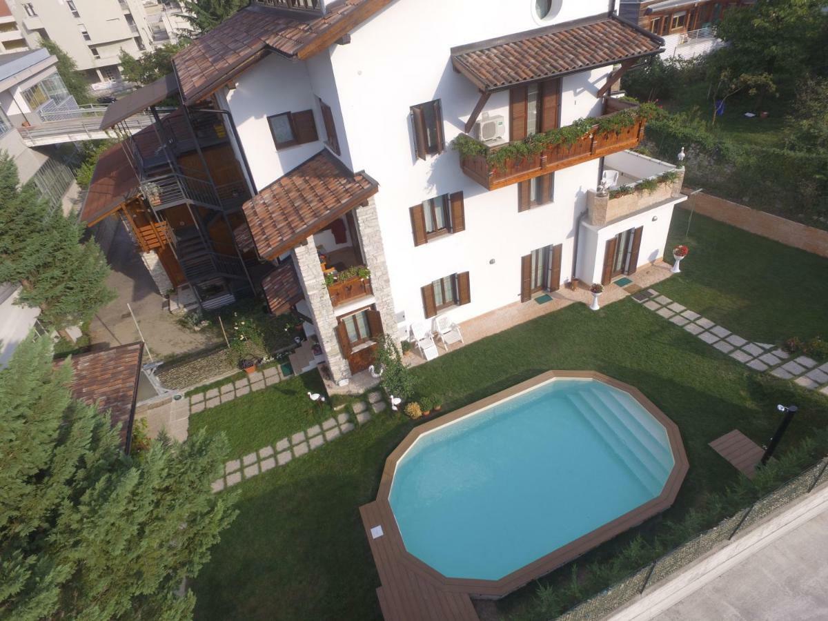 Le Cicogne Bed and Breakfast Rovereto  Exteriör bild